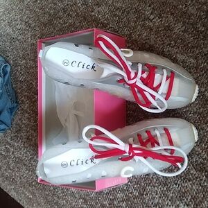 NWOT Ladies Shoes. Size 9